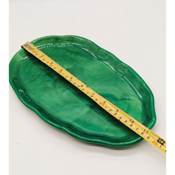 Leaf-Shaped Tray Resin Green NEW 11 Inches Handmade - Picture 5 of 6
